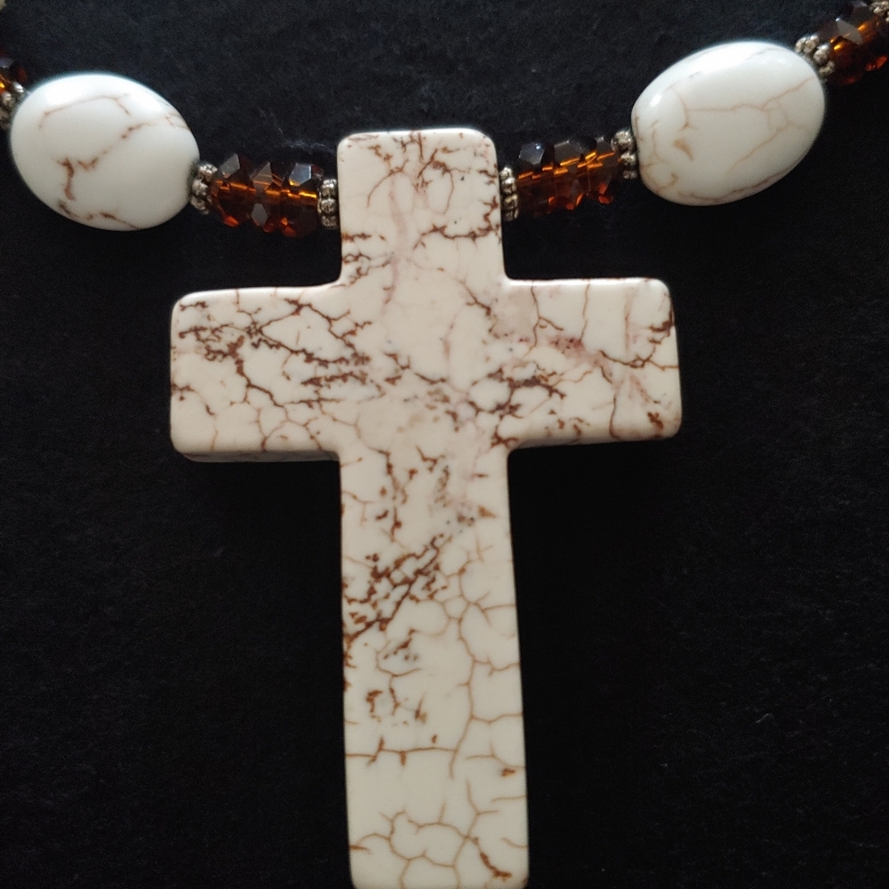 Jewelry - Picture 2 of 3
